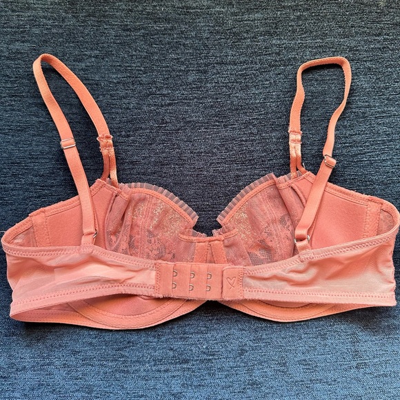 VS Dream Angels bra - Picture 2 of 3